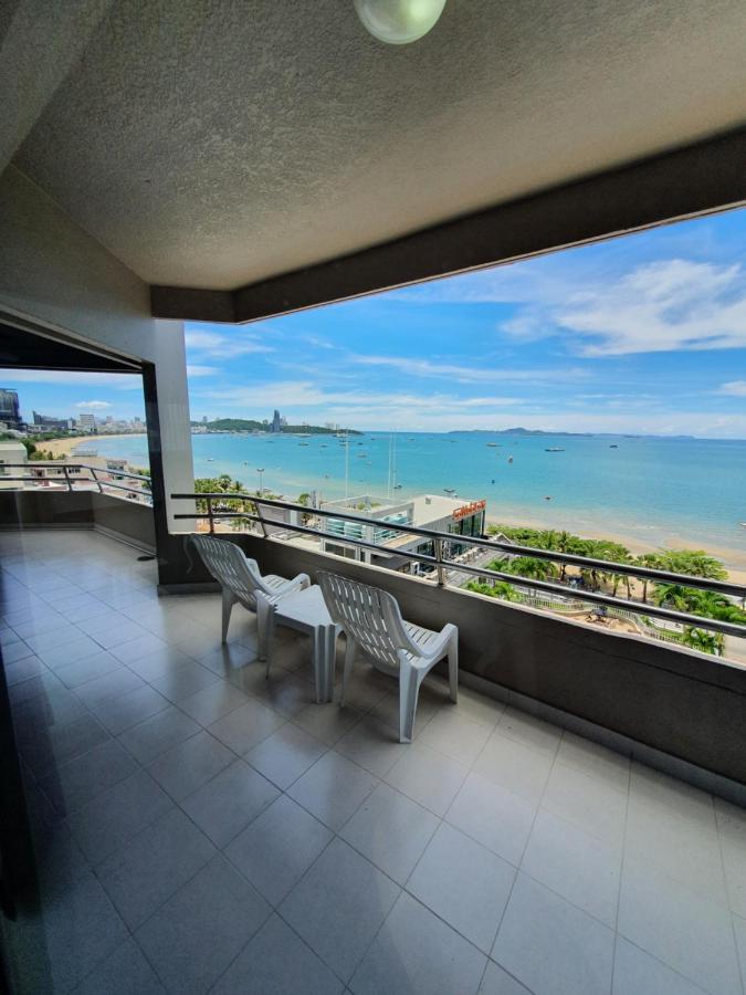 Mark Land Pattaya Beach Buitenkant foto