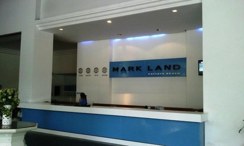 Mark Land Pattaya Beach Buitenkant foto
