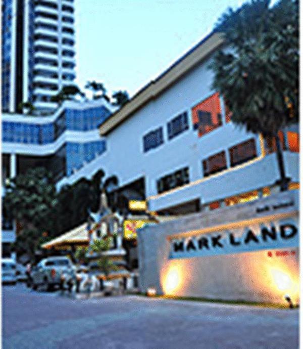 Mark Land Pattaya Beach Buitenkant foto